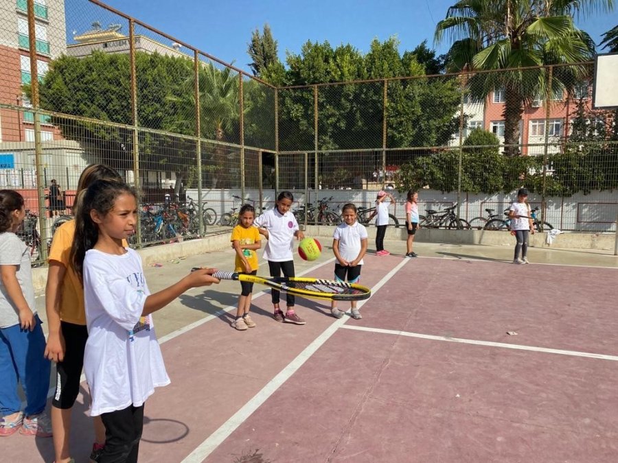 İlkokullarda Spor Dalı Eğitim Projesi Kumluca’da 550 Öğrenci İle Başladı