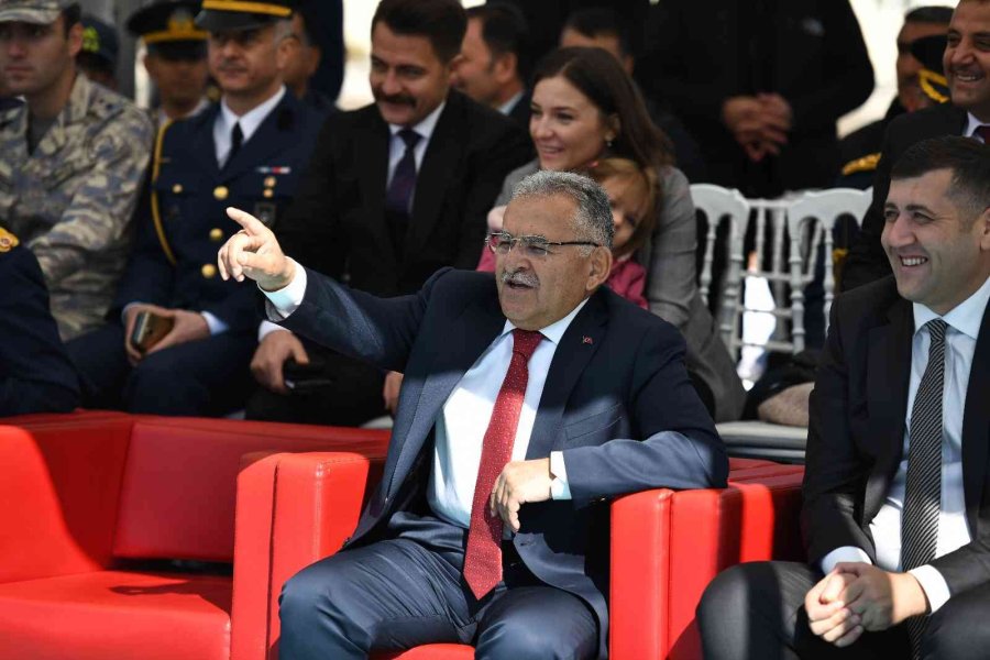 Başkan Büyükkılıç’tan "38 Adet Togg" Açıklaması