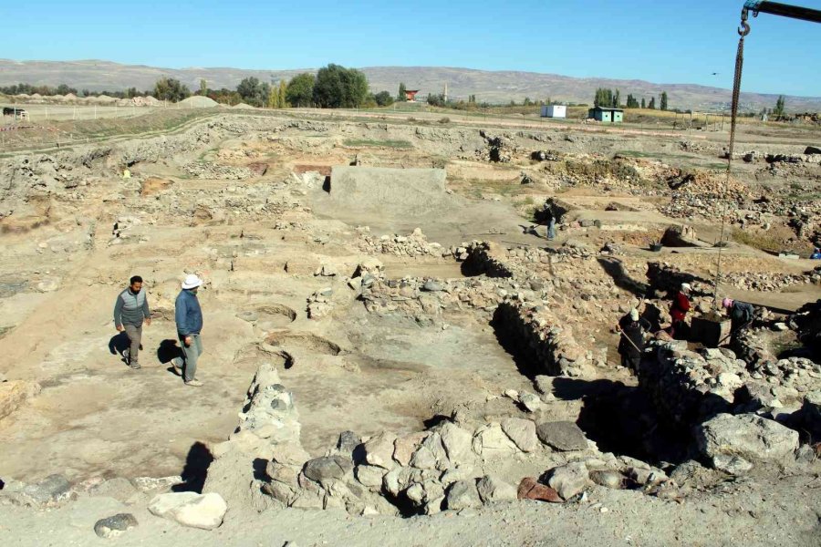 Kültepe’de 4 Bin 500 Yıllık Parmak İzleri Bulundu
