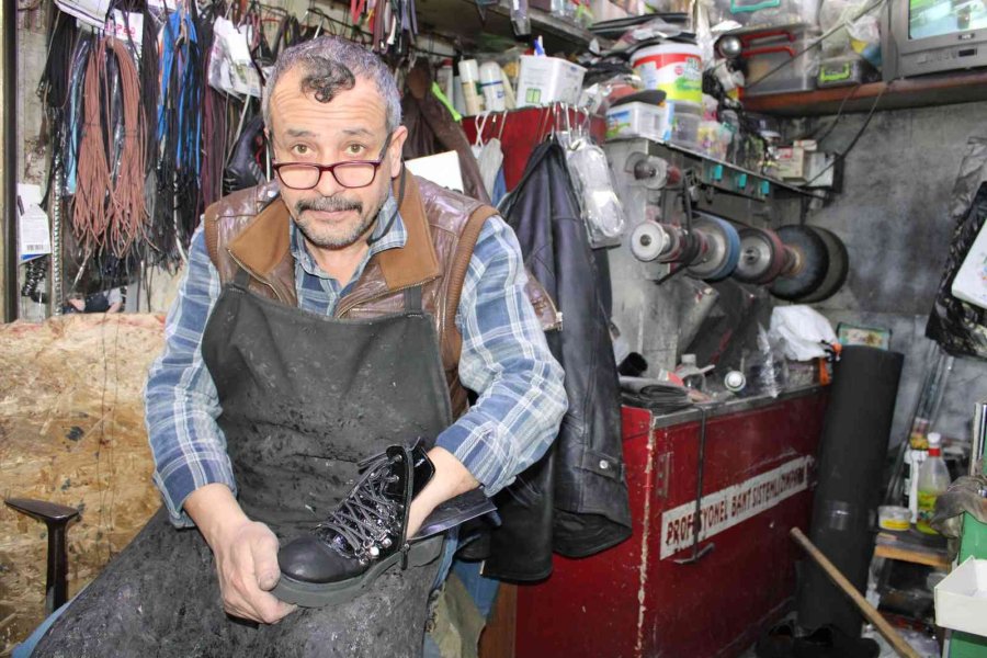 Kış Mevsimi İle Ayakkabıcılar Çarşısında Yoğunluk Başladı