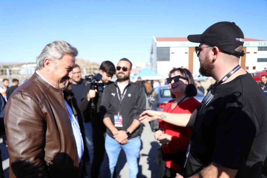 Heyecan Ve Aksiyon Dolu Oto Slalom Yarışmasına Yoğun İlgi