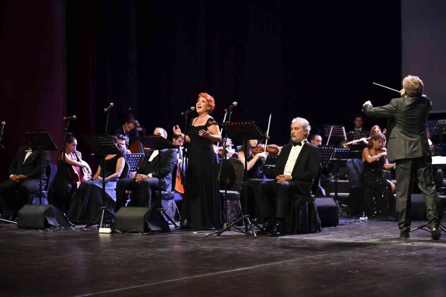 Mersin’de Cumhuriyet Coşkusu Tüm Kenti Sardı