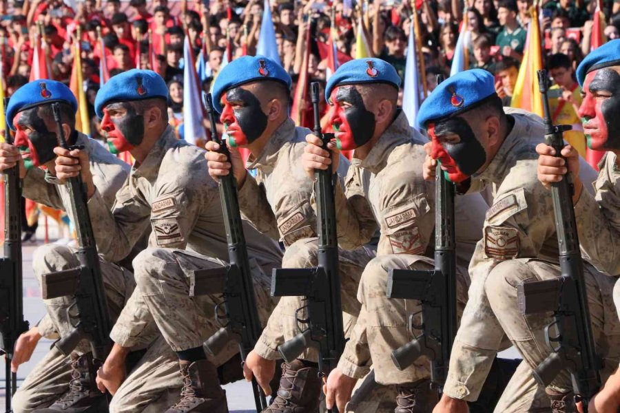 Mersin’de Cumhuriyet Bayramı Coşkusu