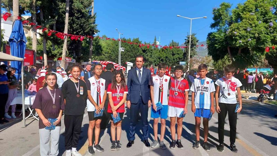 Bozyazı’da Cumhuriyet Coşkusu