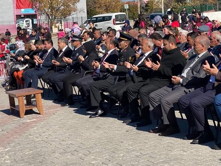 Seyitgazi 29 Ekim Cumhuriyet Bayramı İlçemizde Coşkuyla Kutlandı