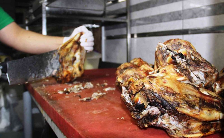 Osmanlı Mutfağından Günümüze Uzanan Şifa Deposu “kuzu Kelle”