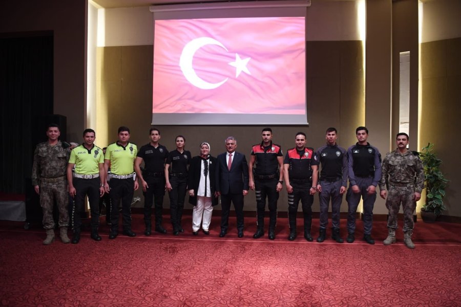 Vali Yazıcı: “türkiye, Gönül Coğrafyasındaki İnsanlar İçin De Güçlü Olmalı”