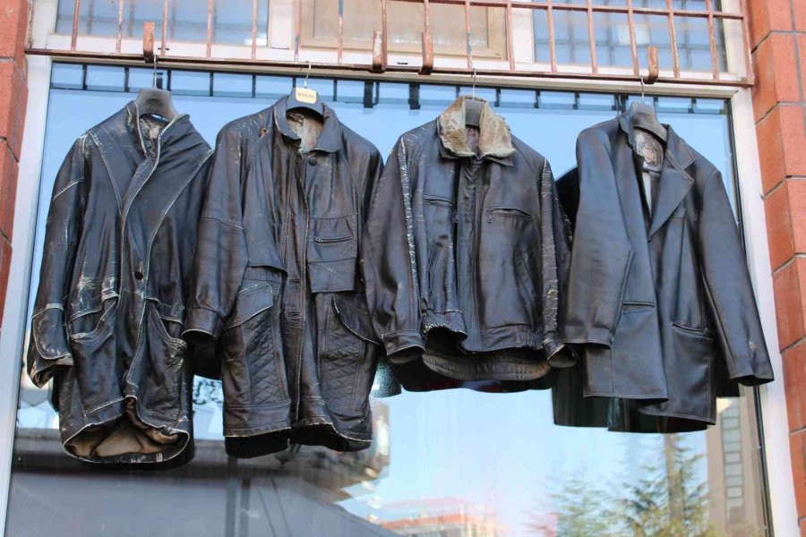 Derinin İmitasyonu 2, Orijinali İse 20 Yılda Yıpranıyor