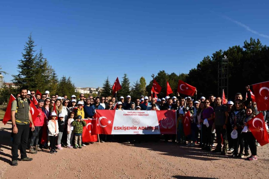 Adliye Çalışanları ’cumhuriyet Yürüyüşü’nde Buluştu