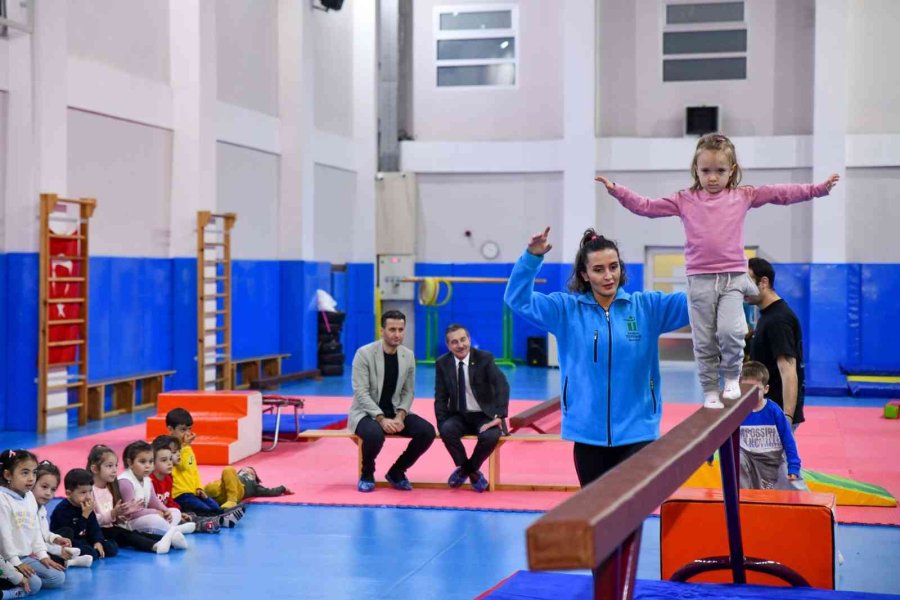 Çocuklar Jimnastik İle Tanışıyor