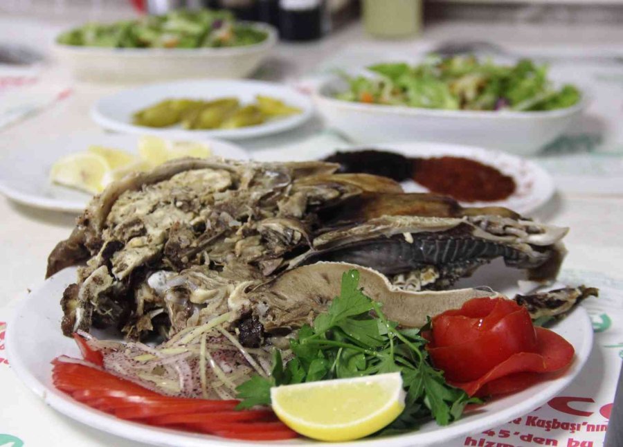 Osmanlı Mutfağından Günümüze Uzanan Şifa Deposu “kuzu Kelle”