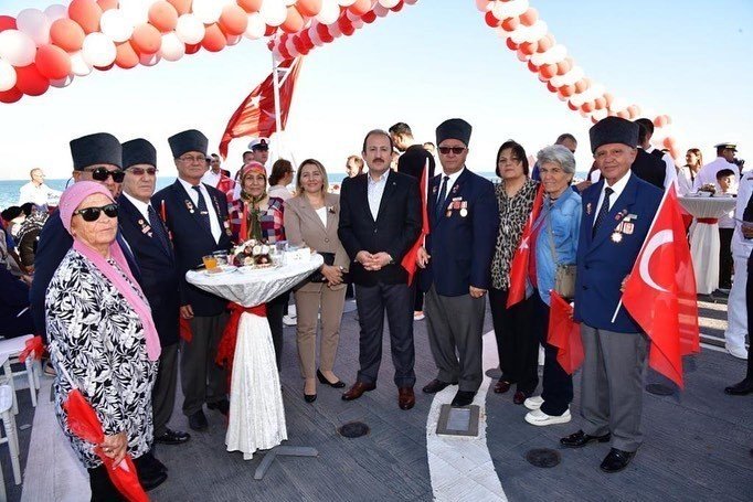 Vali Pehlivan Şehit Aileleri Ve Gazilerle Bir Araya Geldi