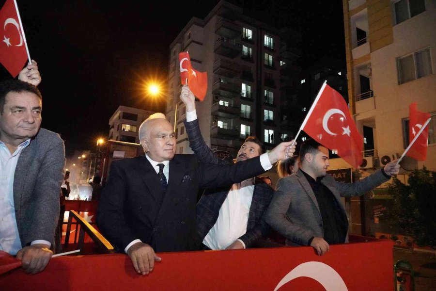 1923 Motor Tutkununun Cumhuriyet Coşkusu Görsel Şölene Dönüştü