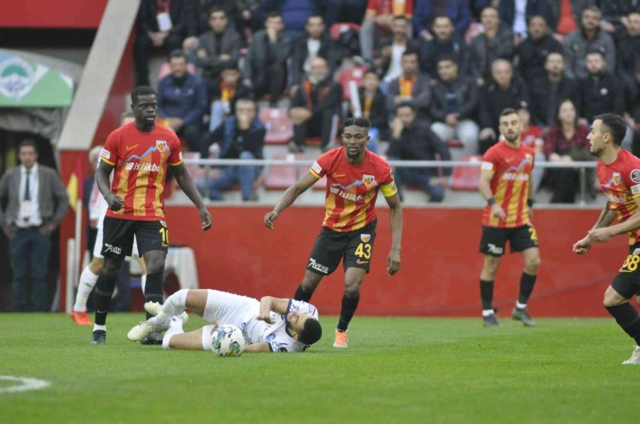 Spor Toto Süper Lig: Kayserispor: 0 - Adana Demirspor: 1 (maç Devam Ediyor)