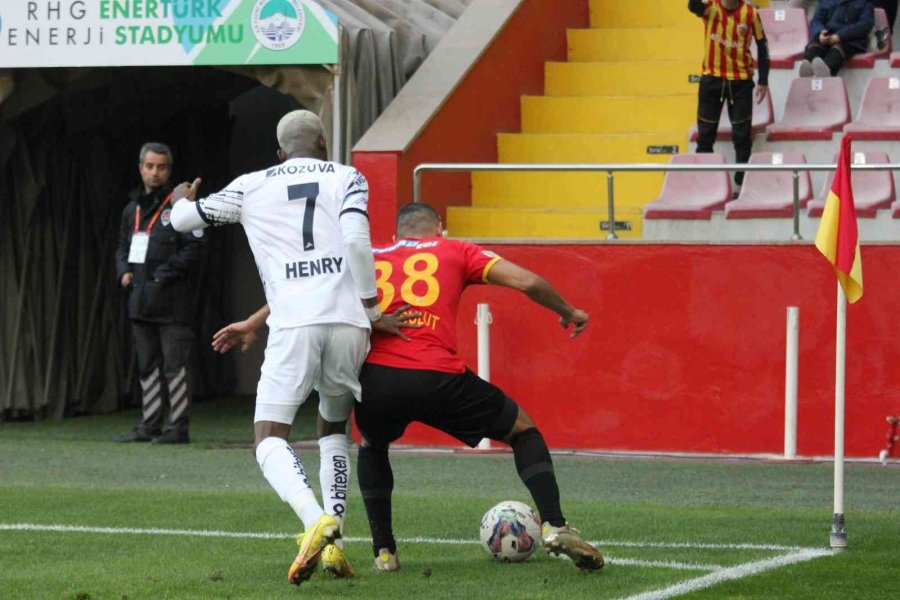 Spor Toto Süper Lig: Kayserispor: 0 - Adana Demirspor: 1 (maç Devam Ediyor)