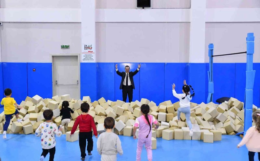 Çocuklar Jimnastik İle Tanışıyor