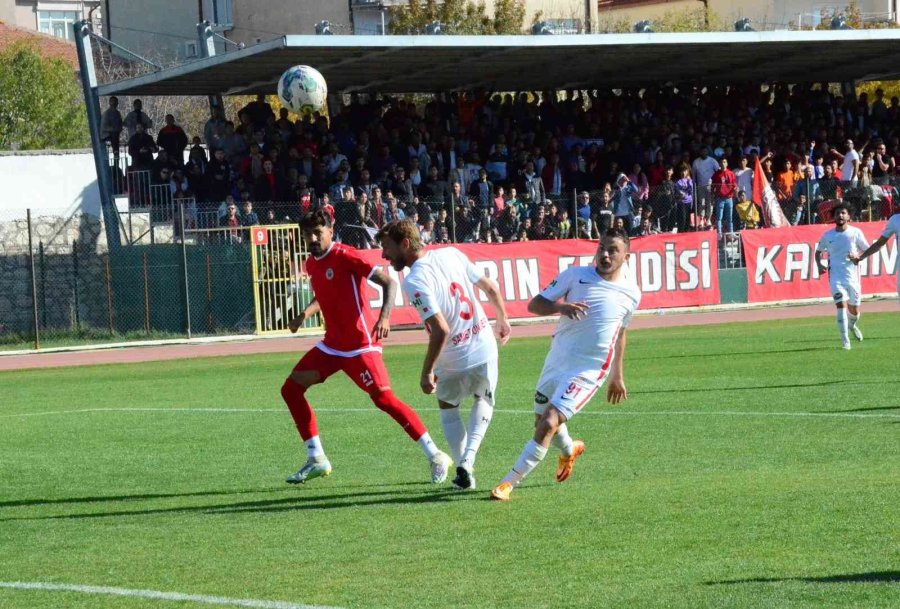 Tff 3. Lig: Karaman Fk: 2 - Ayvalıkgücü: 3