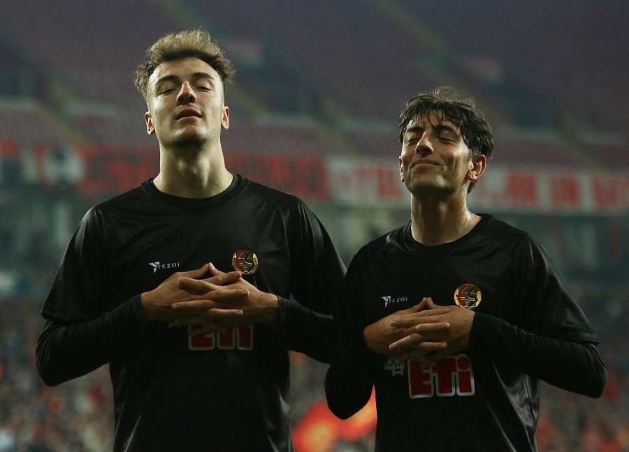 Tff 3. Lig: Eskişehirspor: 2 - Yomraspor: 1