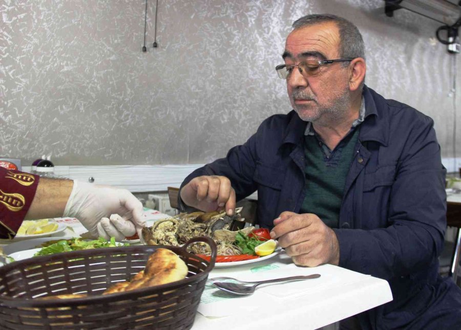 Osmanlı Mutfağından Günümüze Uzanan Şifa Deposu “kuzu Kelle”