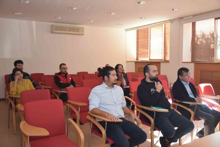 İibf’de “haiku’yla İktisat” Semineri Gerçekleştirildi
