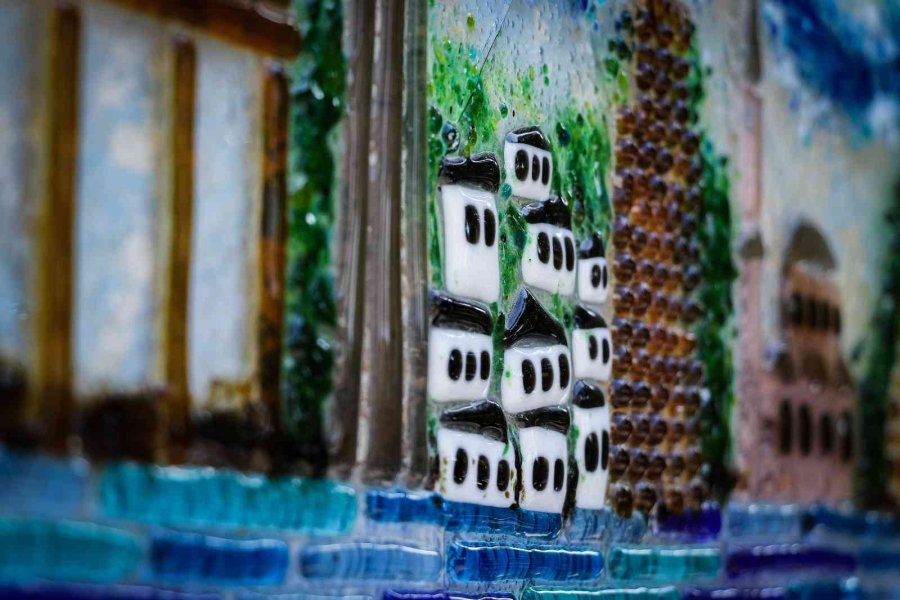 3 Bin 500 Parçadan Oluşan “atık Sanat Duvarı”