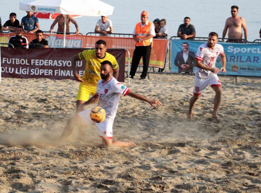 Plajda Şampiyon Seferihisar Cittaslow Oldu