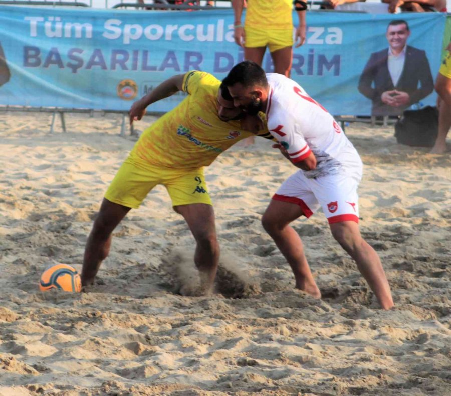 Plajda Şampiyon Seferihisar Cittaslow Oldu