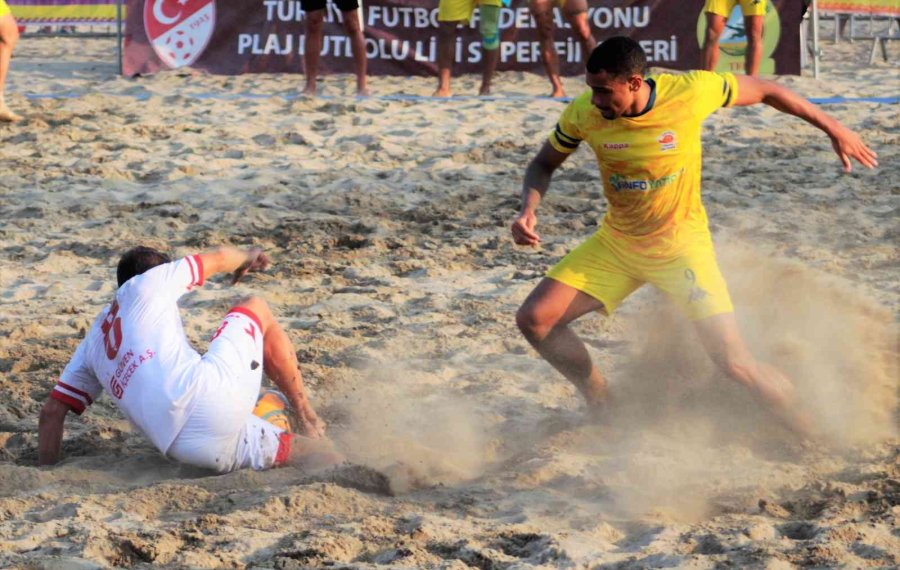 Plajda Şampiyon Seferihisar Cittaslow Oldu