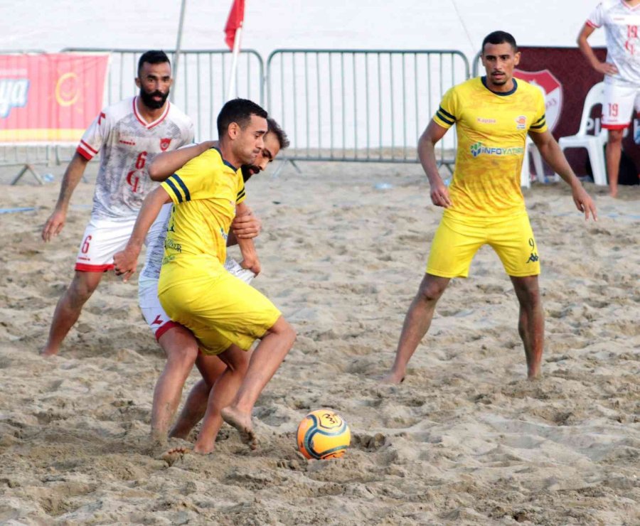 Plajda Şampiyon Seferihisar Cittaslow Oldu