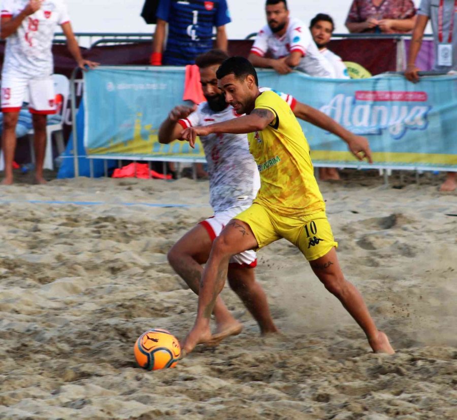 Plajda Şampiyon Seferihisar Cittaslow Oldu