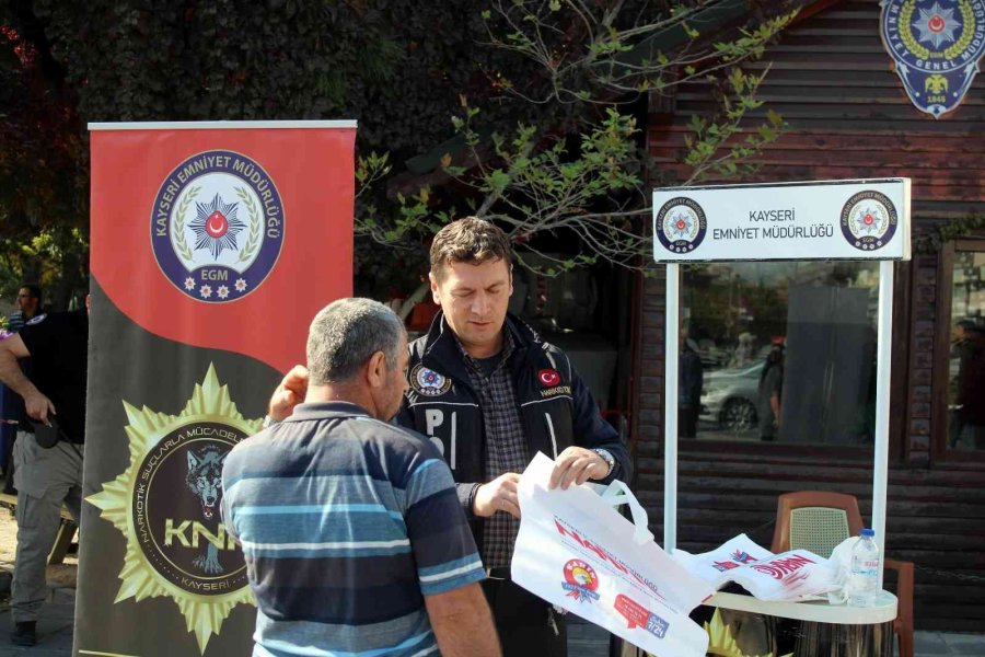 Vatandaşlar Narkotik Suçlarla İlgili Bilgilendirildi