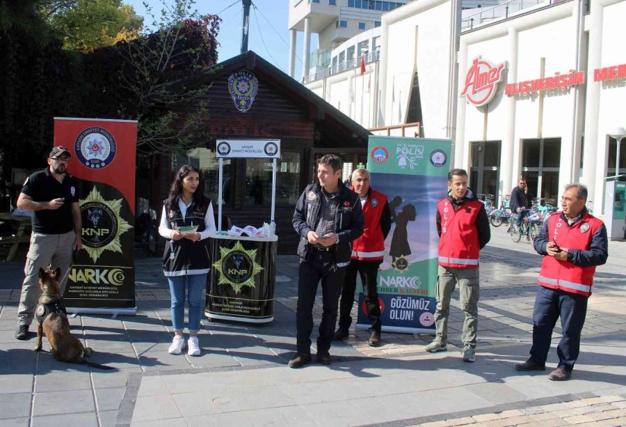 Vatandaşlar Narkotik Suçlarla İlgili Bilgilendirildi