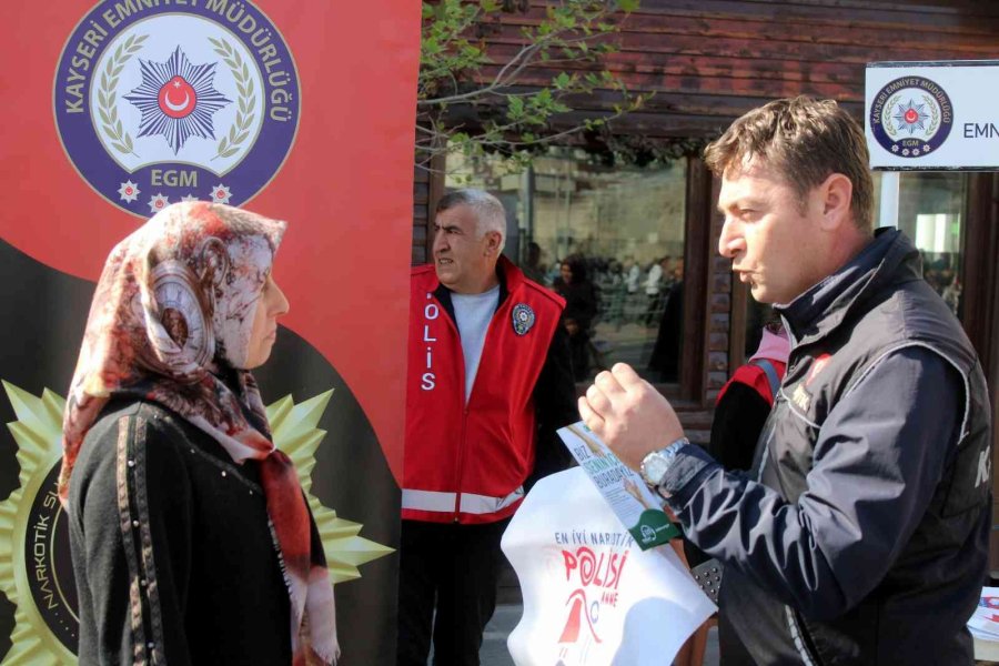 Vatandaşlar Narkotik Suçlarla İlgili Bilgilendirildi