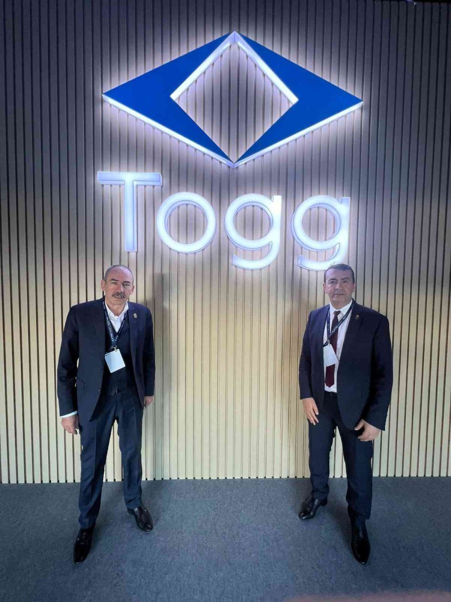 Kto Başkanı Gülsoy İle Meclis Başkanı Arslan Togg Tanıtım Törenine Katıldı