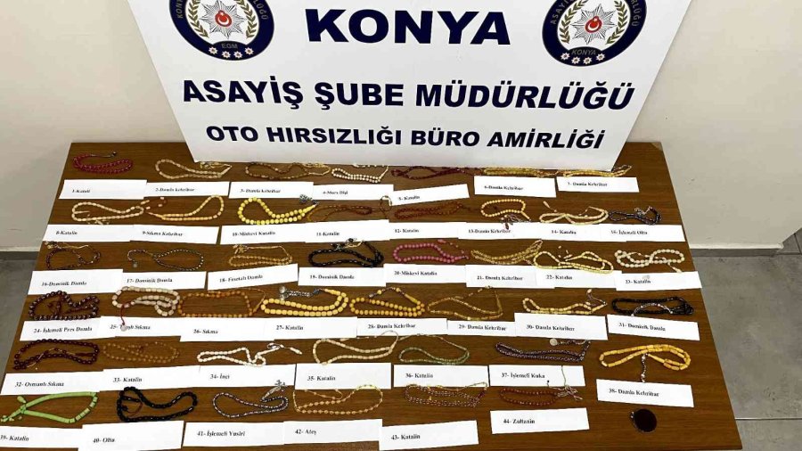 Çaldıkları 500 Bin Tl’lik Tespihleri Satarken Yakalandılar