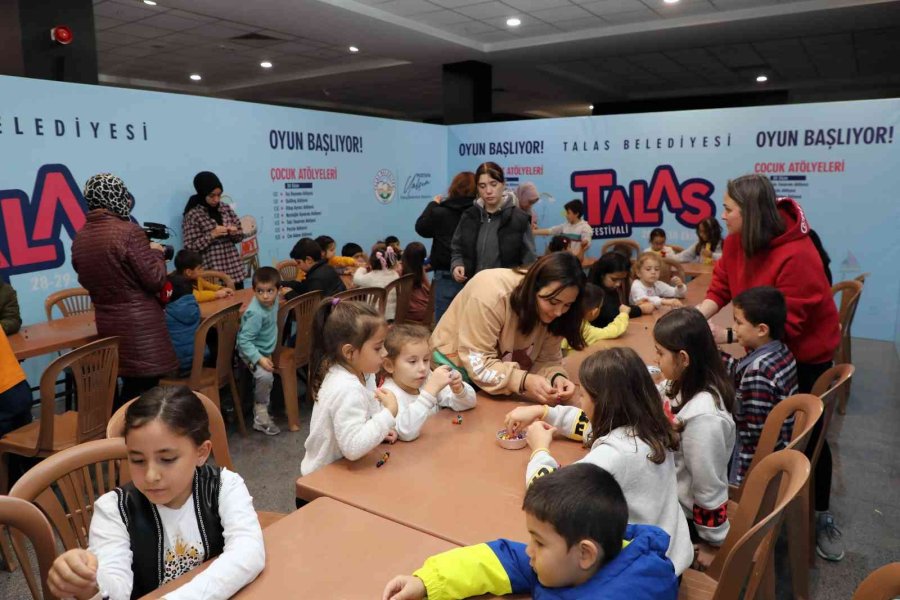 Talas Festivali’ne İbrahim Sadri İle Muhteşem Veda