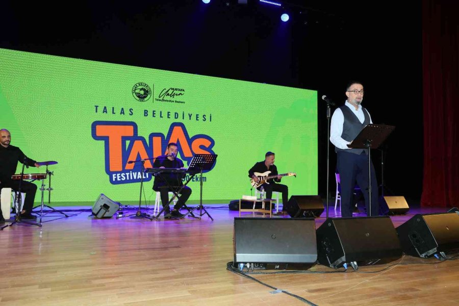 Talas Festivali’ne İbrahim Sadri İle Muhteşem Veda