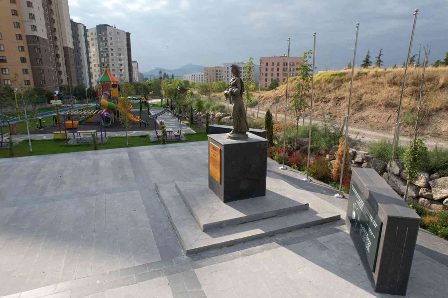 Azerbaycanlılar Açılış İçin Talas’a Geliyor