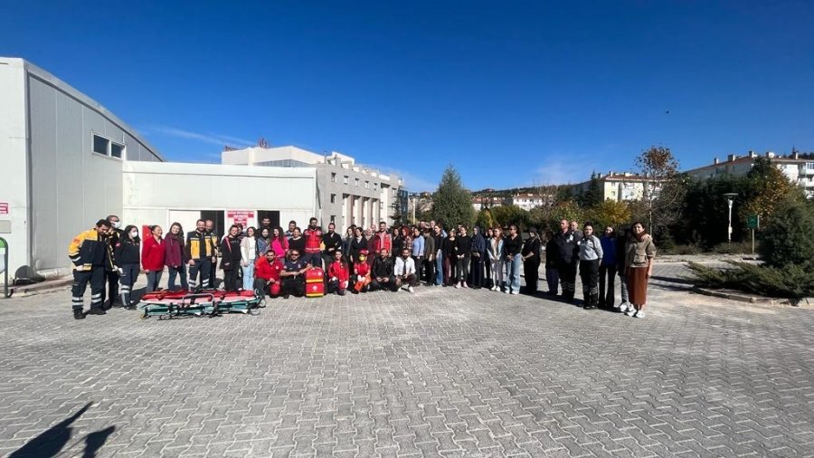 Eskişehir İl Ambulans Servisi’nde Deprem Tatbikatı Düzenlendi