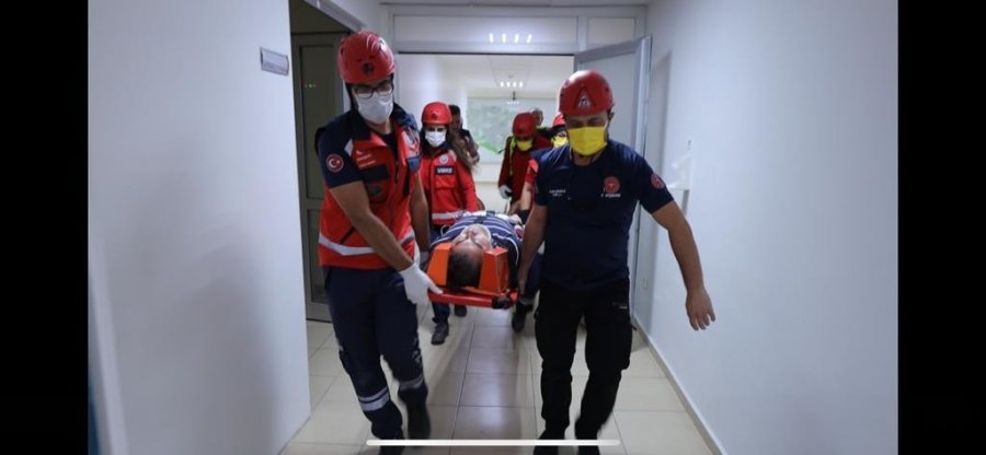 Eskişehir İl Ambulans Servisi’nde Deprem Tatbikatı Düzenlendi