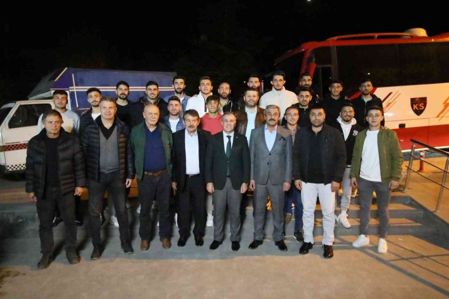Başkan Özdoğan Kayseri Bölge Karması Milli Takımını Ağırladı