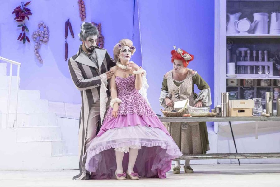 Antalya Dob’tan Kasım Ayına ’sevil Berberi’ İle Keyifli Bir Başlangıç