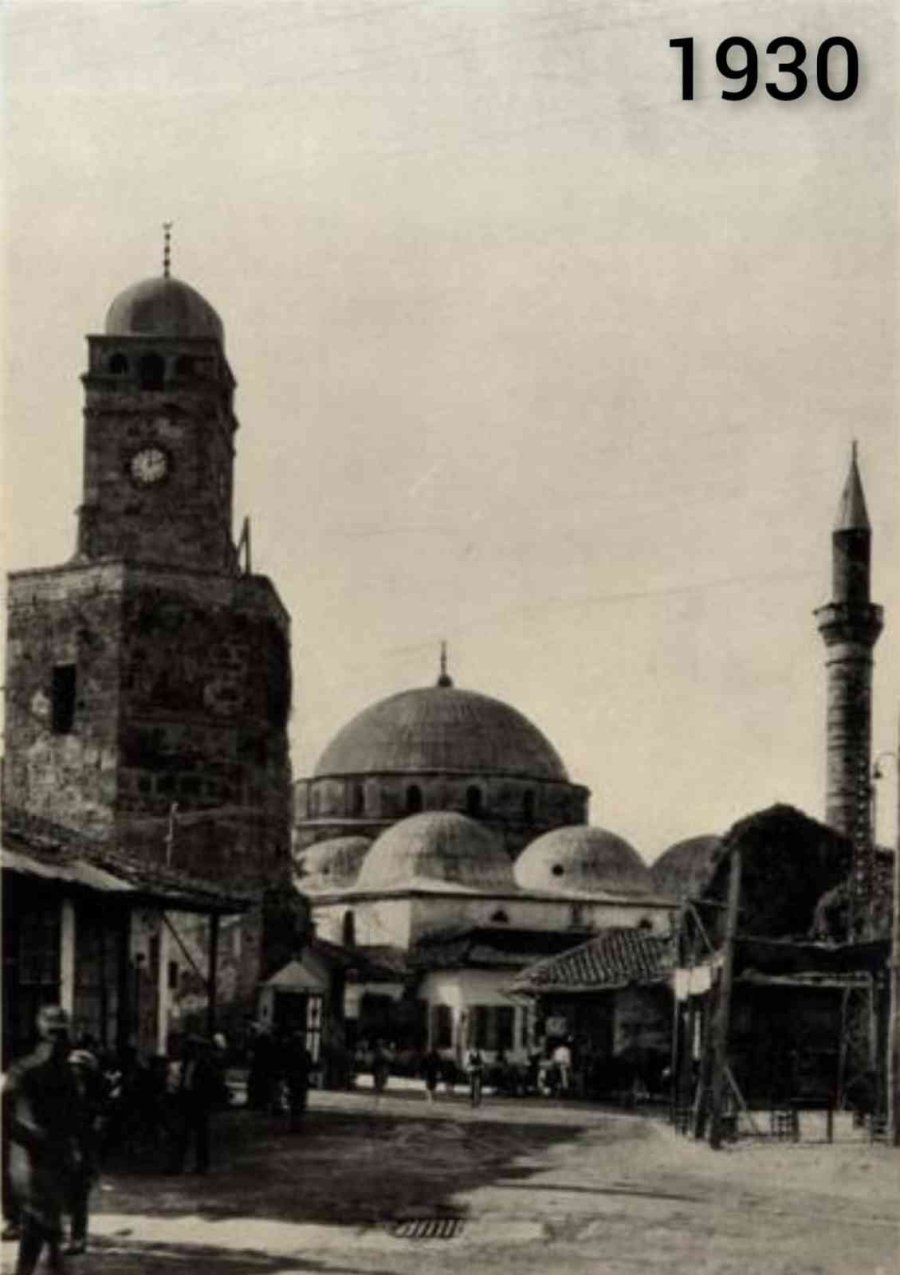 Tarihi Saat Kulesi 80 Yıl Aradan Sonra Kubbesine Kavuştu