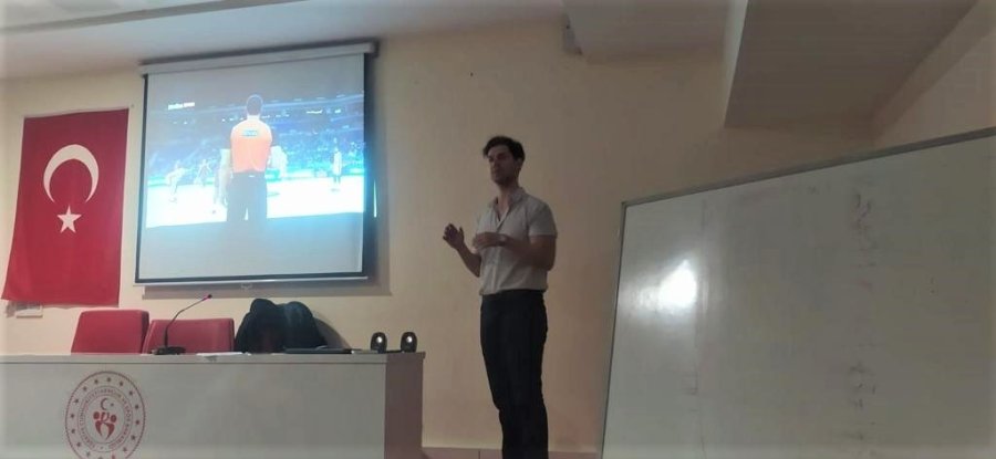 Eskişehir Basketbol İl Temsilciliği Yeni Sezon Öncesi Kural Değişikliklerini Anlattı