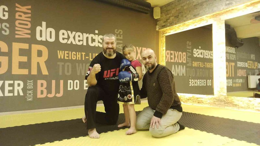 Minik Yumrukların Hedefi Milli Takım