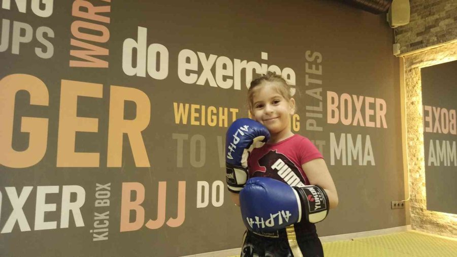 Minik Yumrukların Hedefi Milli Takım