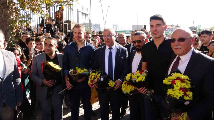 Kolovetsios: “çok İyi Bir Hocamız Var”