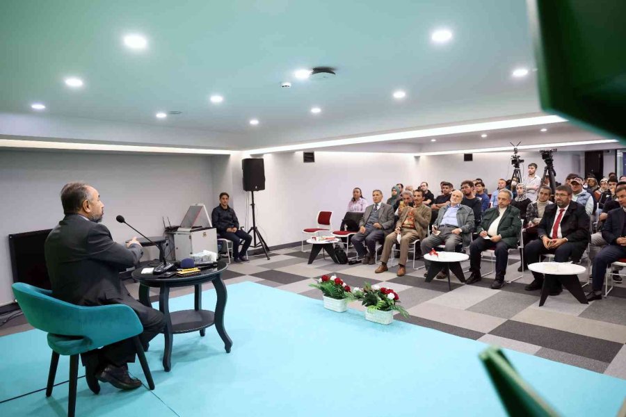 ’takdirle Karşılanacak Bir Festival’