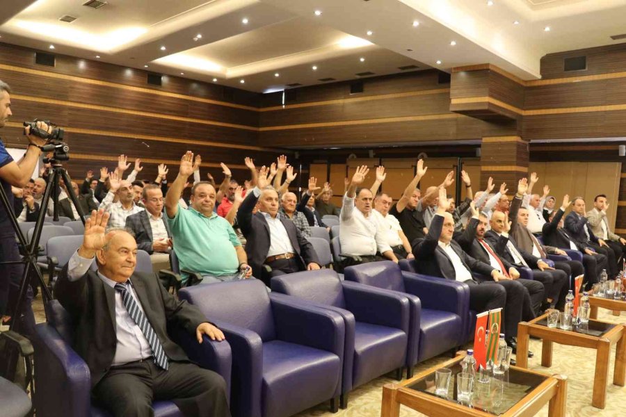 Alanyaspor’un Yüzde 50 Borçlanması Oy Birliği İle Kabul Edildi