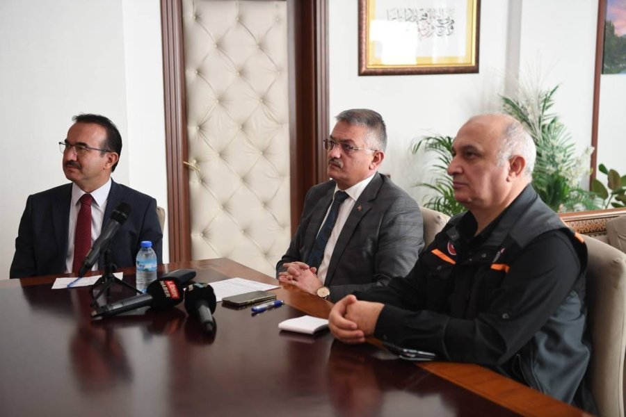 Antalya’da Çök, Kapan, Tutun Ve Tahliye Tatbikatı